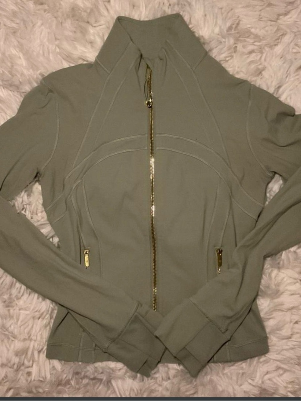 Lululemon Women’s Zip-Front Lightweight Jacket in Sage Green